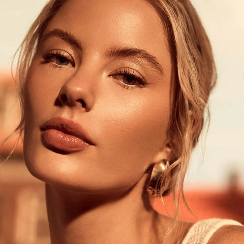 Banana Bright+ Instant Glow Moisturizer with Vitamin C and Niacinamide